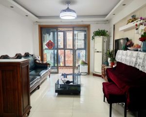 御上海2室2厅 正南 精装修 舒适楼层 满5年